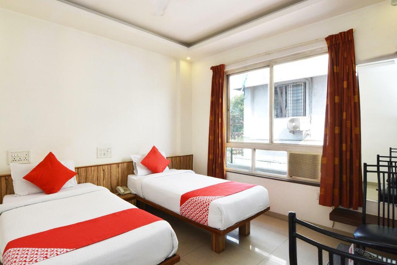Oyo 24197 Saptaruchi Hotel Pimpri-Chinchwad Luaran gambar